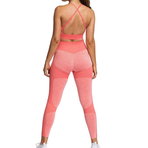 NEW Pink Yoga Set - Picture 2 of 5